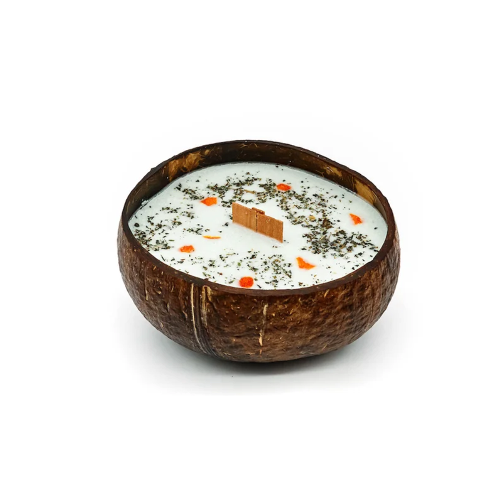 Tropikalia - Candle in Coconut - Lime, basilico e mandarino